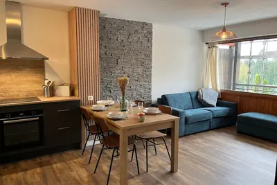 Image de Superbe appartement rénové aux Gets, proche centre et pistes, balcon, casier à skis
