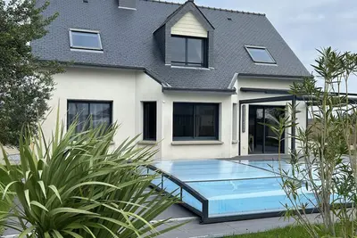 Image de Maison avec piscine, 4 chambres - 10 personnes