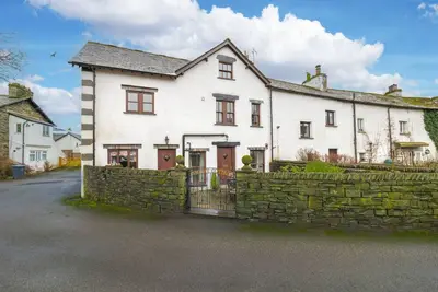 Image de Smithy Cottage - sleeps 6, dog friendly, central in Hawkshead with parking