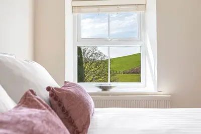 Image de Mill Cottage - sleeps 2, dog friendly, peaceful with parking