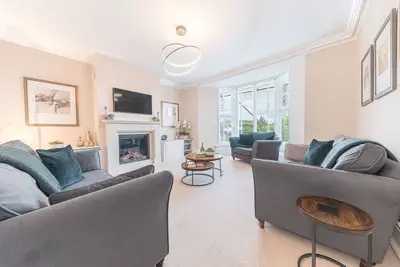 Image de Edge Mere Apartment - sleeps 4 guests in 2 bedrooms