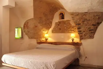 Image de Beb borgio verezzi near sea near walks ancient villa olive room