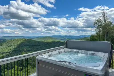 Image de Your Perfect Cabin Stay at Panoramic Point Is Just a Click Away!