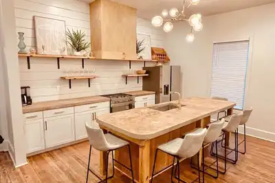 Image de Modern Scandinavian Bungalow Hot Tub 6 bed 3 bath