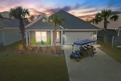Image de 2 Pools, Easy Walk to Beach & Shops, Golf Cart, Pet Friendly