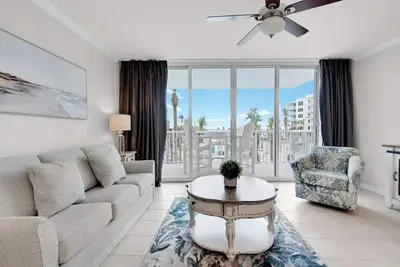 Image de Pelican 306-Tastefully Decorated 1 Bedroom + Bunkroom-Sleeps 6-Bayside