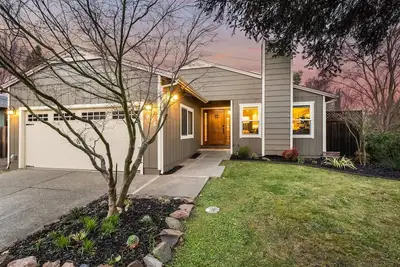 Image de Sonoma Glen Circle *30+ Days Rental*