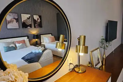 Image de 5 mins to Bukit Bintang - Luxurious Ceylonz Suite