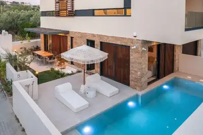 Image de Maison de vacances Nikiti pour 1 - 8 personnes avec 4 chambres à coucher - Maison de vacances