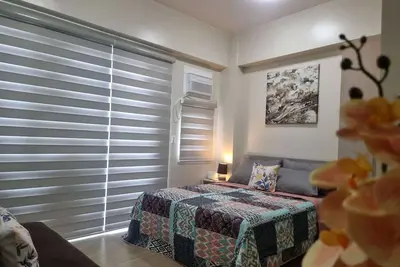 Sunrise Studio is centrally located to vibrant city of love, offer self-check-in.