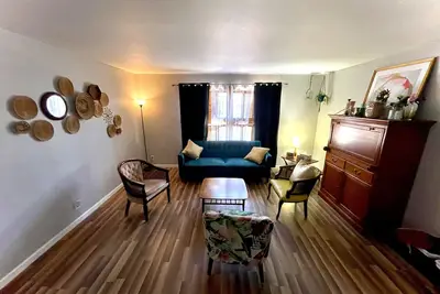 Image de Sweet Retro Abode in Phoenix- Entire House w/ Pool