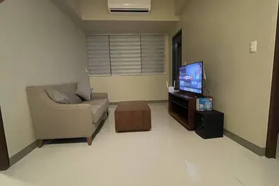 Image de Resort Condo Mactan Cebu Short or Long Term\nWith Assigned Parking Space
