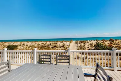 Image de Oceanfront 5-Bedroom Home in South Bethany - Dog-Friendly