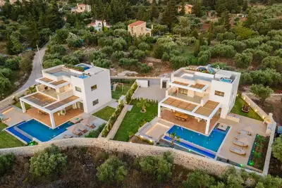 Image de Sohora Estate up to 14 persons