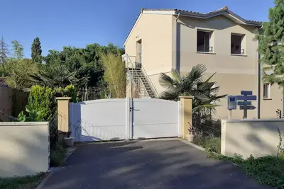 Image de Gîte 3* 4 à 5 pers proche Bordeaux\/wifi\/2vtts inclus ( Longs SÉJOURS 50% off)