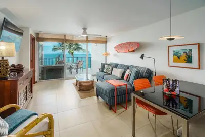 Image de Endless Ocean Views- Premium Location & Finishes-Top Floor-Well Equipped