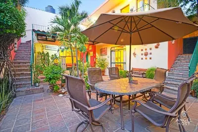 Image de Cozy stay w/Garden Patio, 1 block to Malecón/Beach