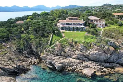 Image de Villa Mare Blu directement sur la mer Ă Porto Rotondo