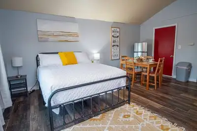 Image de Downtown Accessible New 1br/1ba Cozy Studio