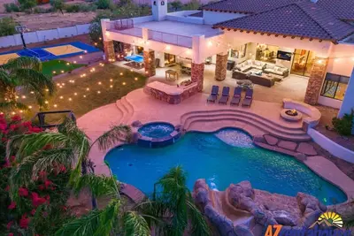 Image de DreamResort+Pickleballcourt+Waterslide+Golf+Spa