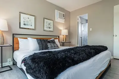 Image de 1br Keys To Montrose 01! Downtown, Medical Center ⭐️⭐️⭐️⭐️⭐️