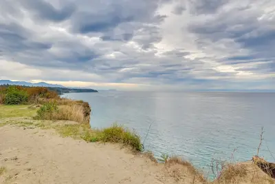 Image de Oceanfront Port Angeles Home w/ Mountain View!