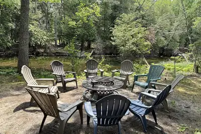Image de The Weaver House on the pristine Crystal River in Glen Arbor