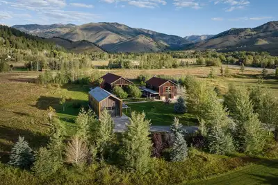 Image de Mountain Modern North Ketchum/Sun Valley Apartment With Direct Trail Access.