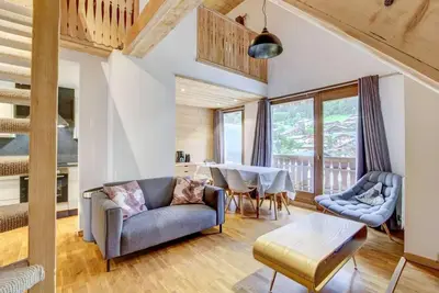 Image de 3ème étage, balcon, parking, télévision, 65m², Morzine