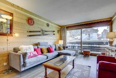 Image de À 200m des remontées, 1er étage, balcon, parking, télévision, casier à ski, 57m², Morzine