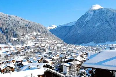 Image de À 100m des pistes de ski, 3ème étage, balcon, télévision, 45m², Morzine