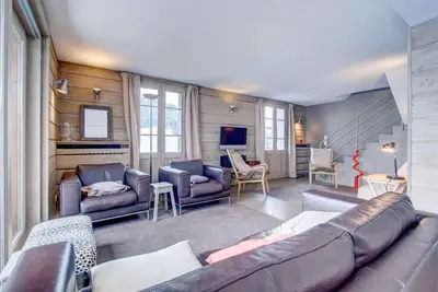 Image de 1er étage, vue montagne, terrasse, balcon, parking, télévision, 86m², Morzine
