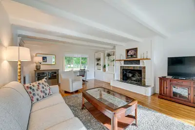 Image de Cozy Grants Pass Home ~ 9 Mi to Rogue River Access