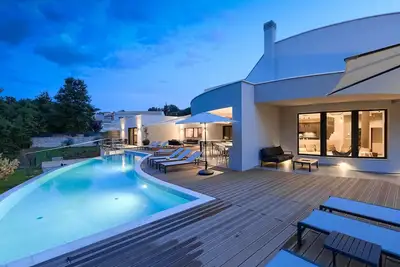 Image de Picturesque Labin Villa | 7 Bedrooms | Villa Harmonia Istria | Private Heated Swimming Pool & Outdoor Bbq | Istria