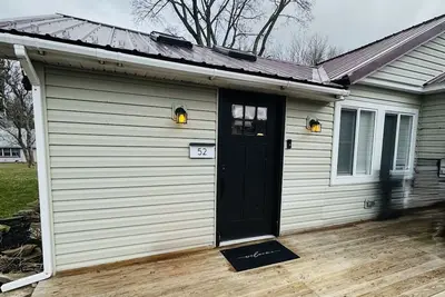 Image de Family friendly cabin with water views!
