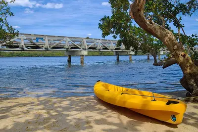 Image de 𝐅𝐢𝐧𝐝𝐢𝐧𝐠 𝐌𝐞𝐢𝐥𝐢 Beachfront Ocean Pointe Resort Oasis+Amenities, 2br
