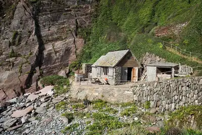 Image de Atlantis -  a boathouse that sleeps 2 guests  in 1 bedroom