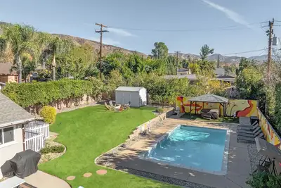 Image de Staycation Oasis Spa/pool 10 mins from Nos Center