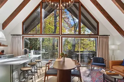 Image de A-Frame Cottage in Blue Ridge Mountains
