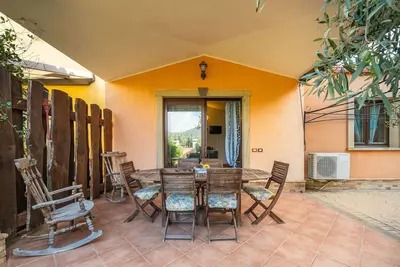 Image de Maison de vacances 'L'olivo' avec terrasse privée, jardin privé et climatisation