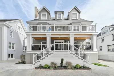 Image de Ultra North Beach, Ventnor family beach house