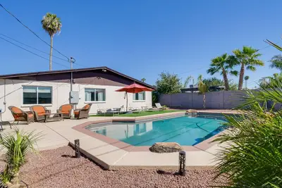 Image de Scottsdale Vacation Home w/ Pool: 2 Mi to Old Town