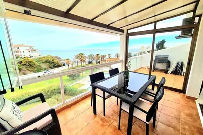 Image de Sunrise Ecoapartment avec vue sur la mer