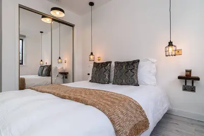 Image de Stylish City Pad with Free Private Parking (2bdr)