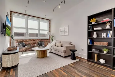 Image de New Construction Loft Style Spacious Lux Apt 201