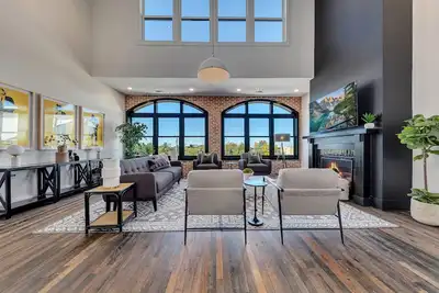 Image de Benz View Penthouse w Rooftop, Secure Parking