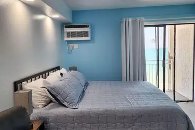 Image de Oceanfront Efficiency T604