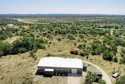 Image de Johnson City ranch house with Huge game room and Views for miles!