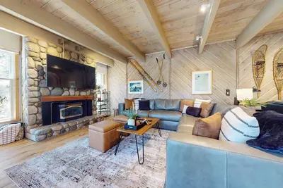 Image de Pet-Friendly. Private Game Room, Gas Grill, Washer/Dryer. Near The Village