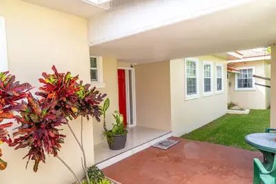 Image de Convenient 3Bdrm Home 2 min walk to Reduit Beach